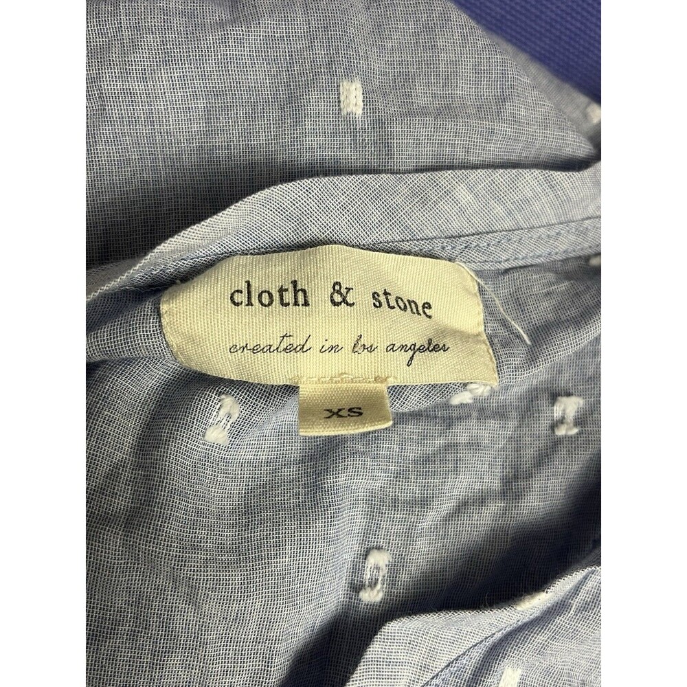 Cloth & stone light blue v-Neck Blouse Short Sleeve Dot Motif Print Top Size XS - Picture 11 of 12